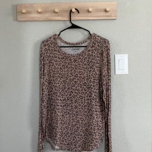 Leopard Print Long-Sleeved Shirt